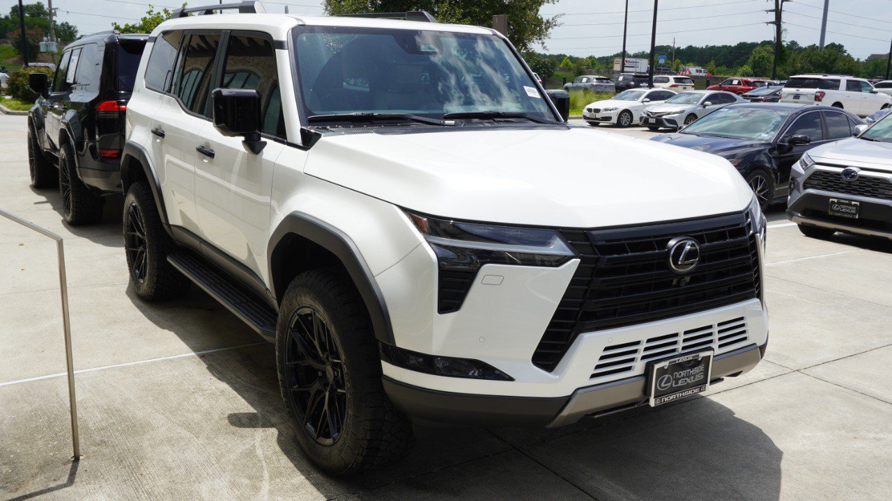 Certified 2025 Lexus GX 550 AWD/4WD image 3