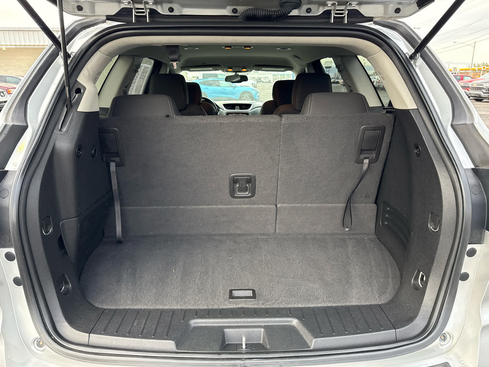 Used 2017 Chevrolet Traverse LT AWD/4WD image 21