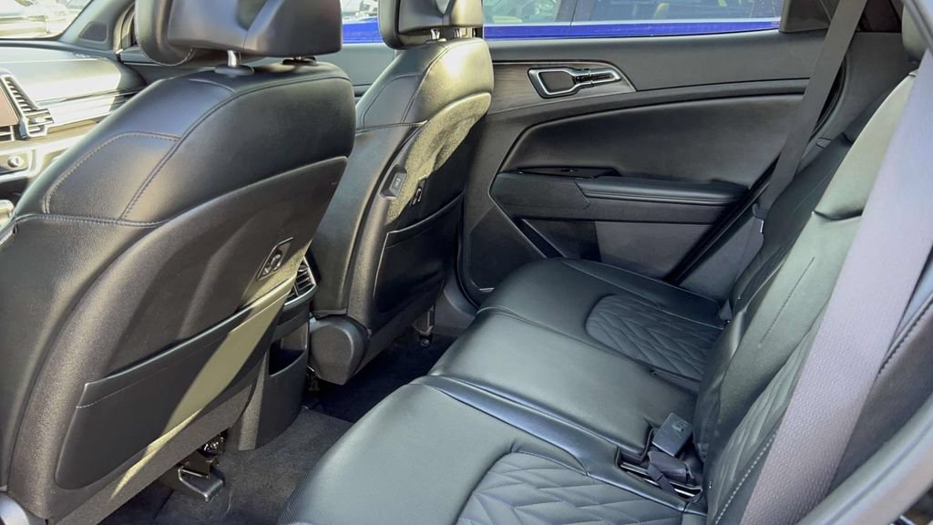 Used 2023 Kia Sportage X-Pro AWD/4WD image 3