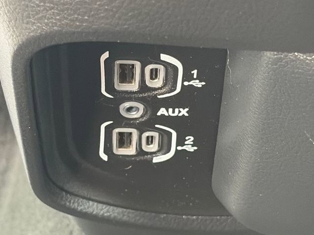 Used 2023 RAM 1500 Laramie AWD/4WD image 58