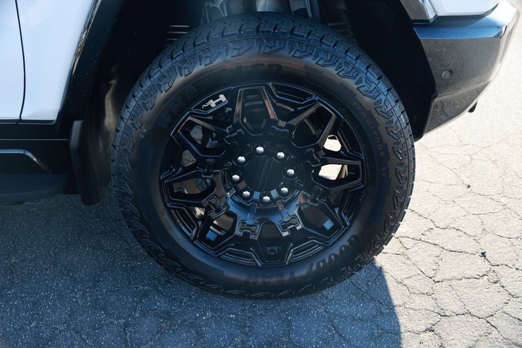 Used 2025 GMC Hummer EV 2X AWD/4WD image 8