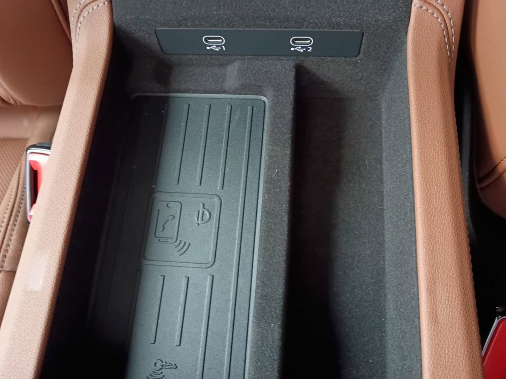 Used 2025 Audi A6 Premium Plus image 6