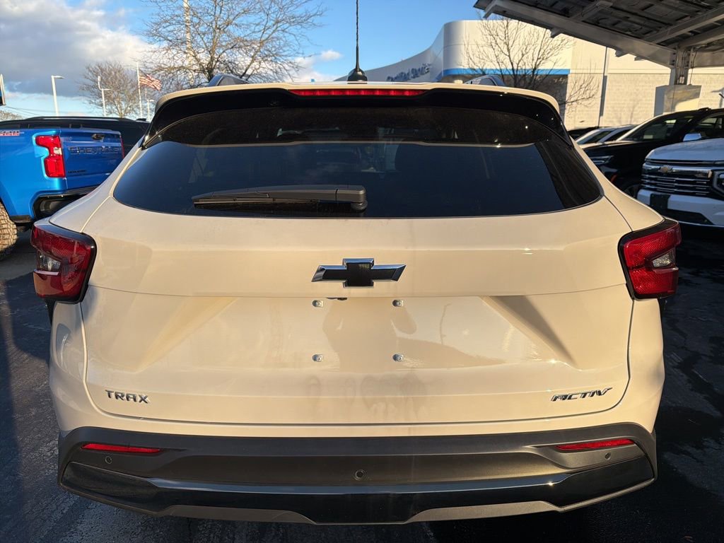 New 2026 Chevrolet Trax ACTIV w/ Sunroof Package image 4