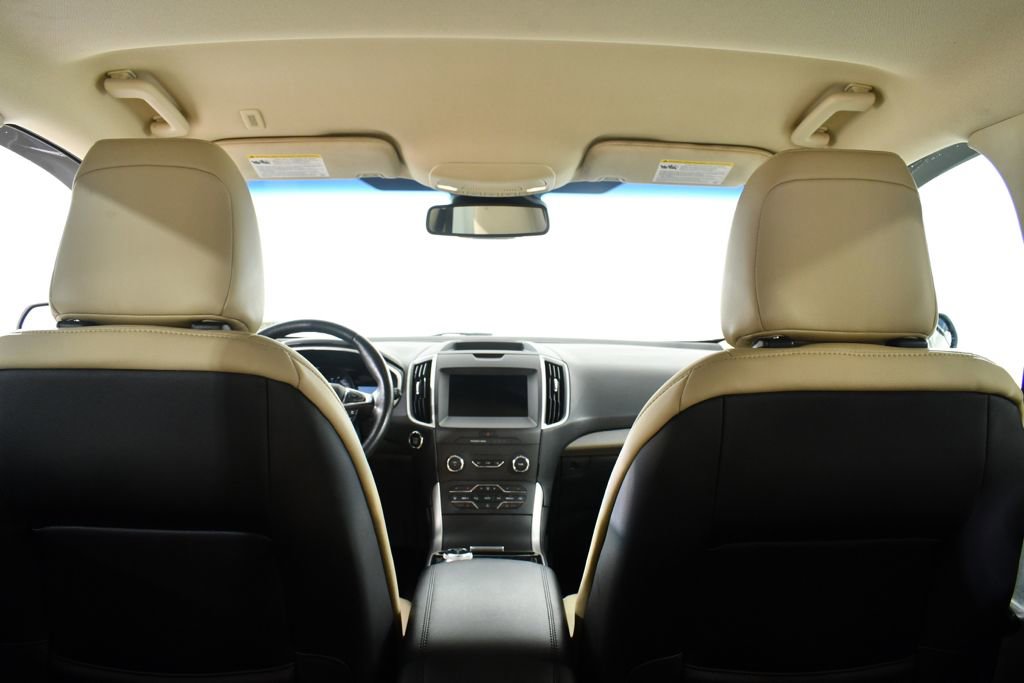 Used 2020 Ford Edge SEL w/ Cold Weather Package AWD/4WD image 17