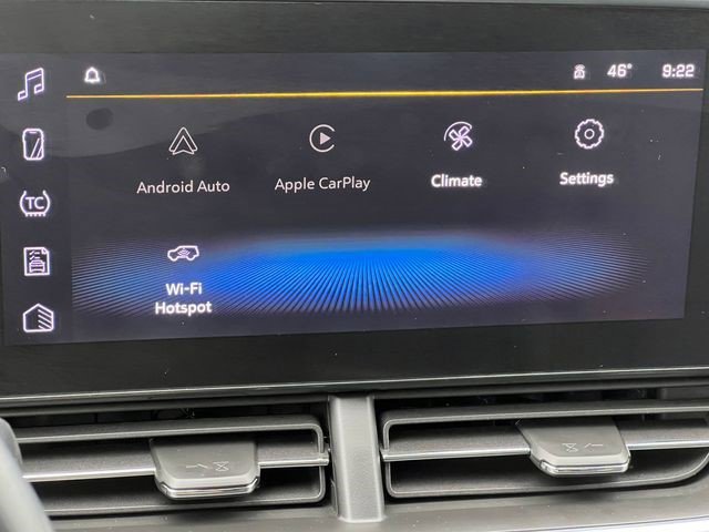 Certified 2024 Chevrolet Trax LT w/ LT Convenience Package image 20