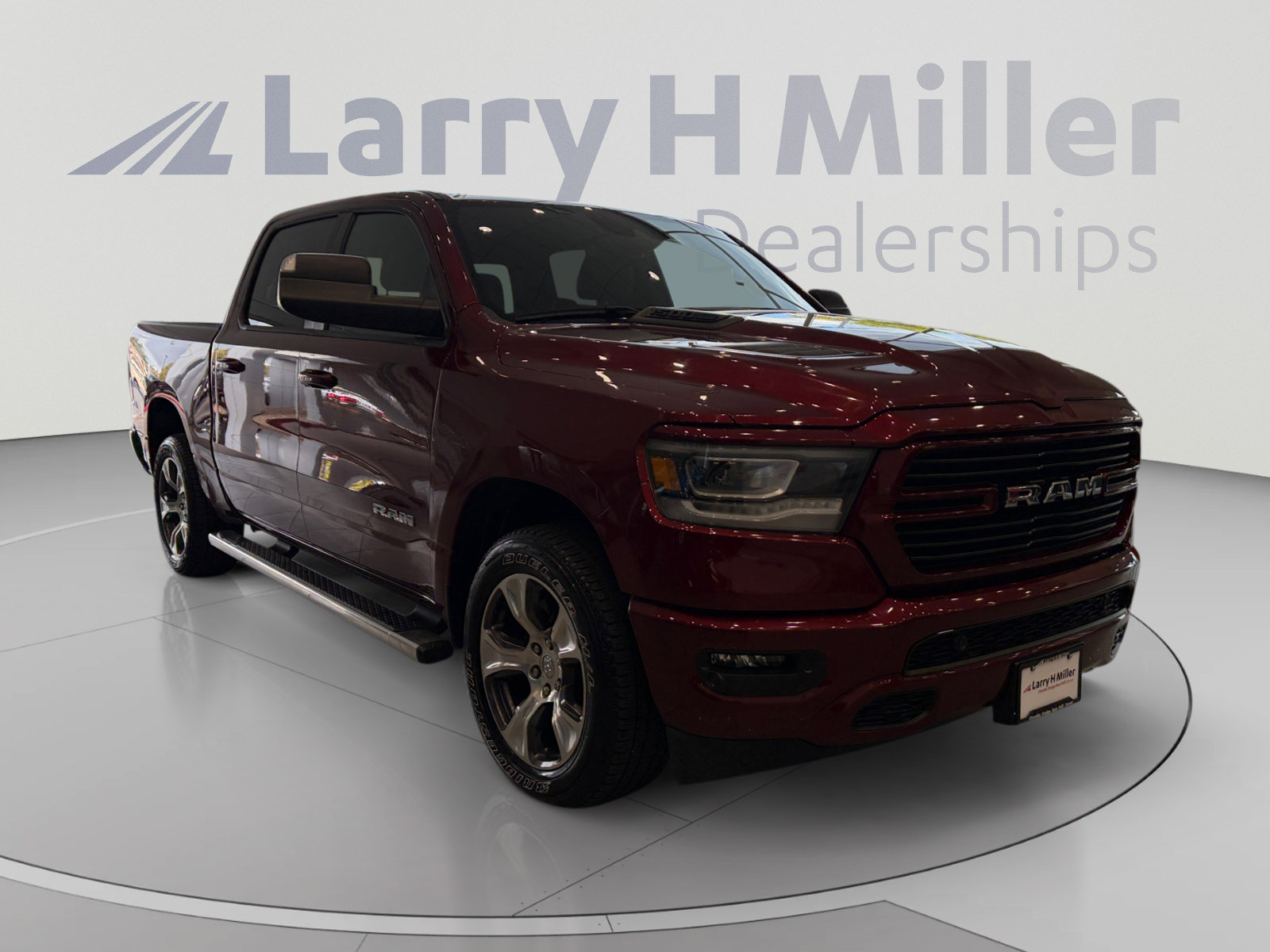 Used 2023 RAM 1500 Laramie AWD/4WD image 7