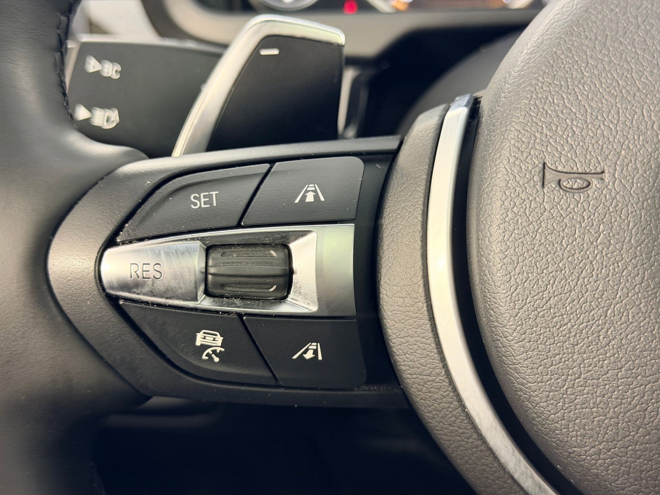 Used 2016 BMW X6 xDrive50i image 16