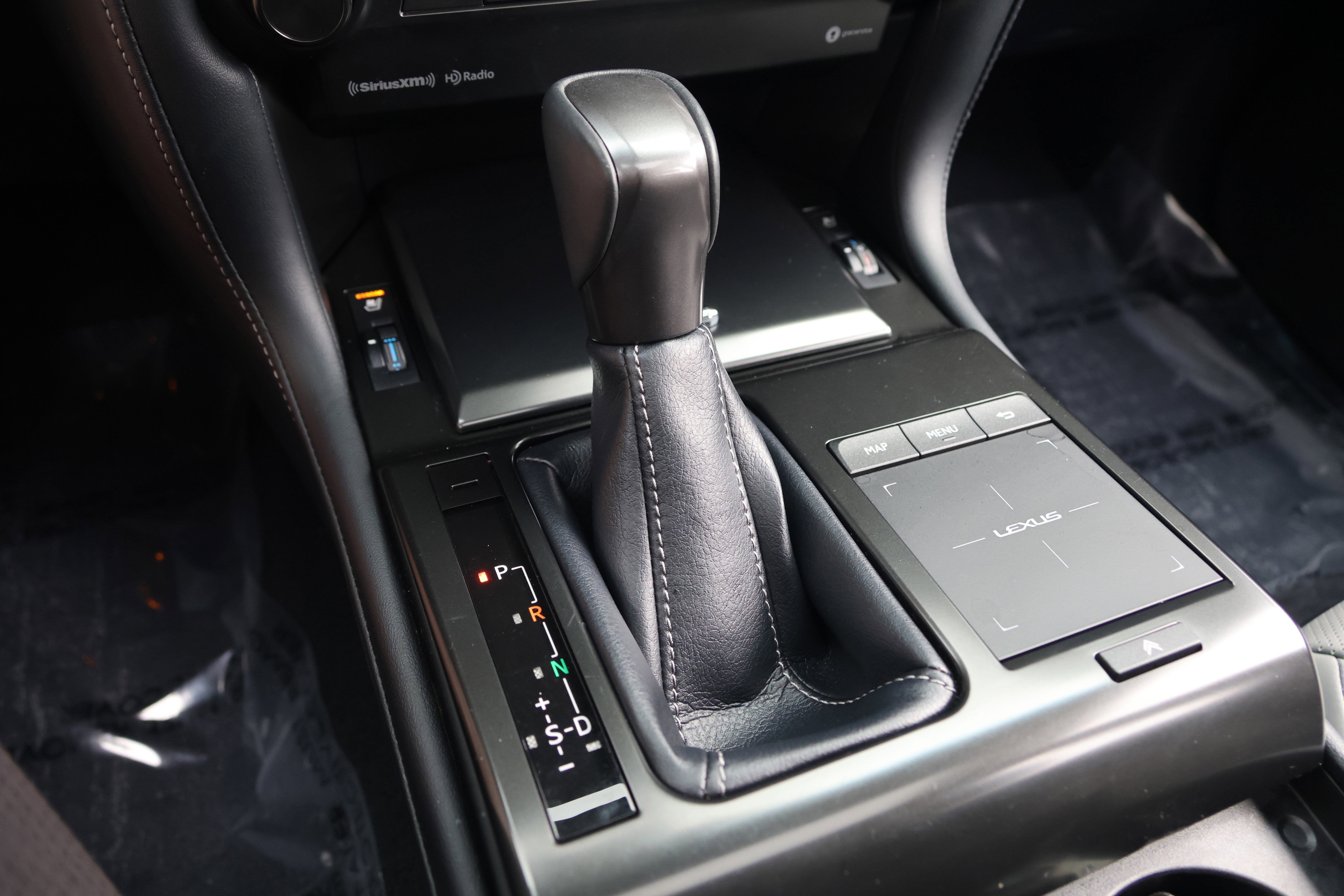 Certified 2023 Lexus GX 460 w/ Black Line Special Edition image 30