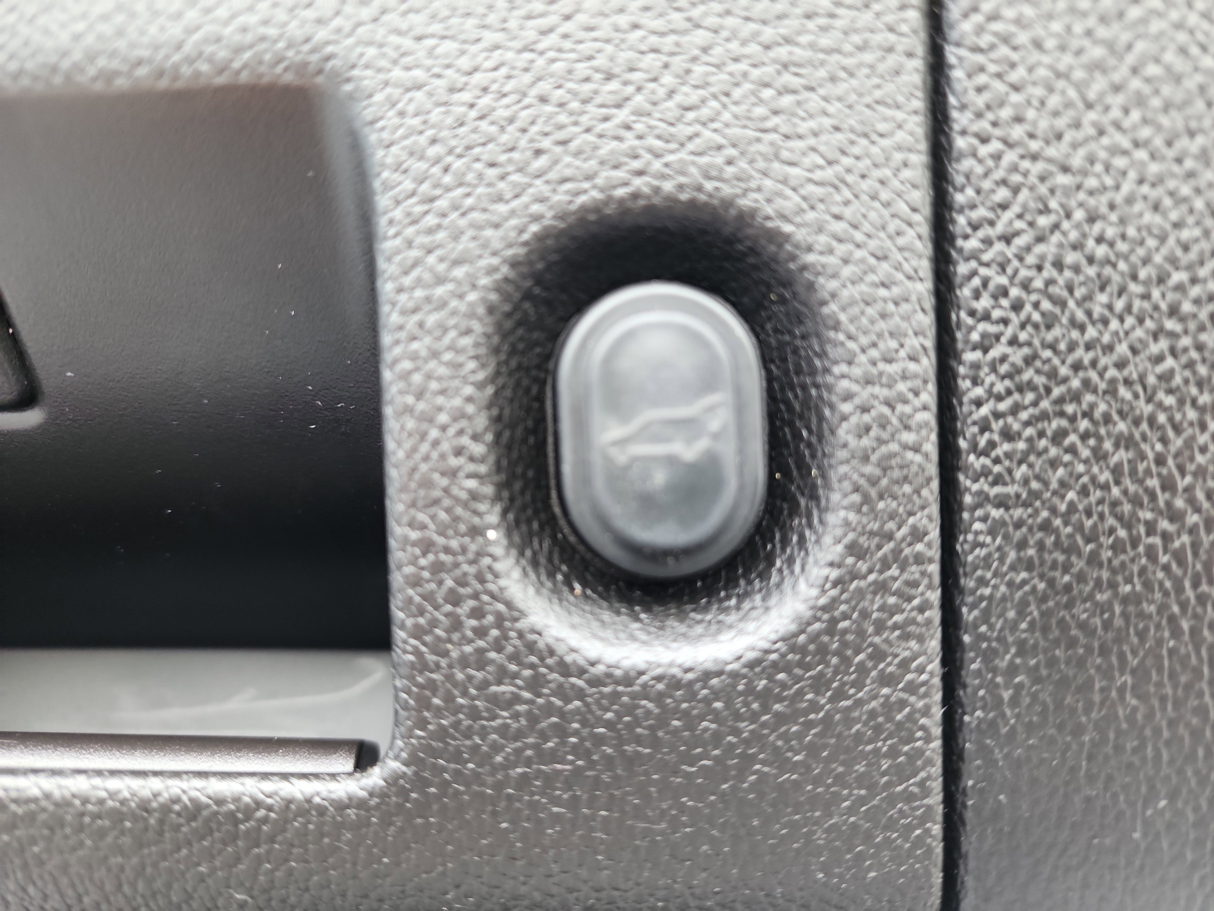 Certified 2018 Chevrolet Tahoe LT AWD/4WD image 37