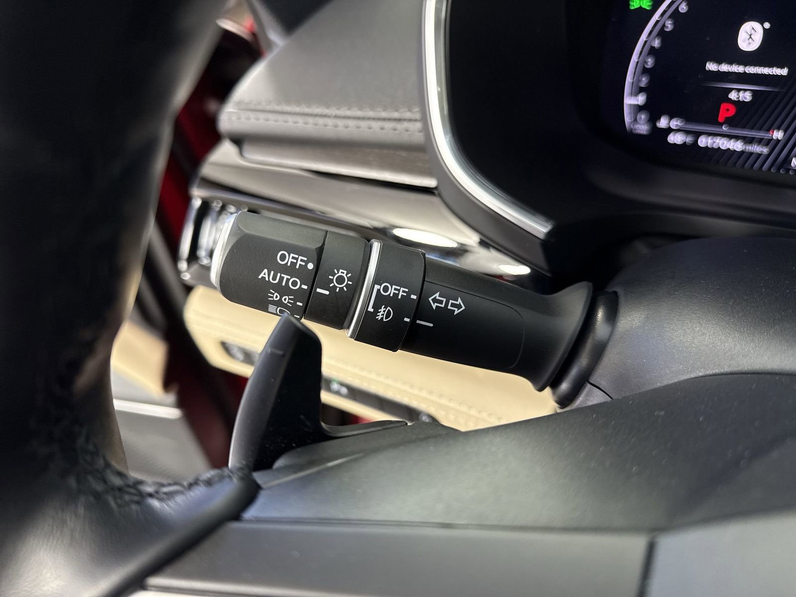 Used 2025 Acura MDX SH-AWD w/ Advance Package image 15