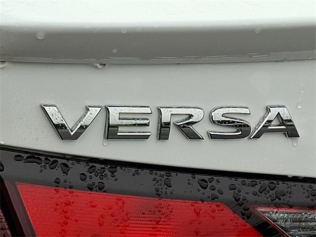 New 2025 Nissan Versa SR w/ Trunk Package image 11
