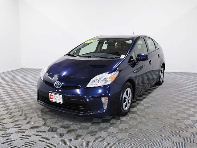 Used 2014 Toyota Prius Three FWD image 2