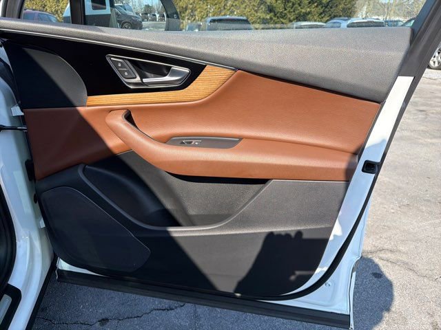 Used 2017 Audi Q7 3.0T Premium Plus image 20