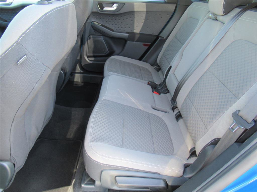 Used 2020 Ford Escape SE image 25