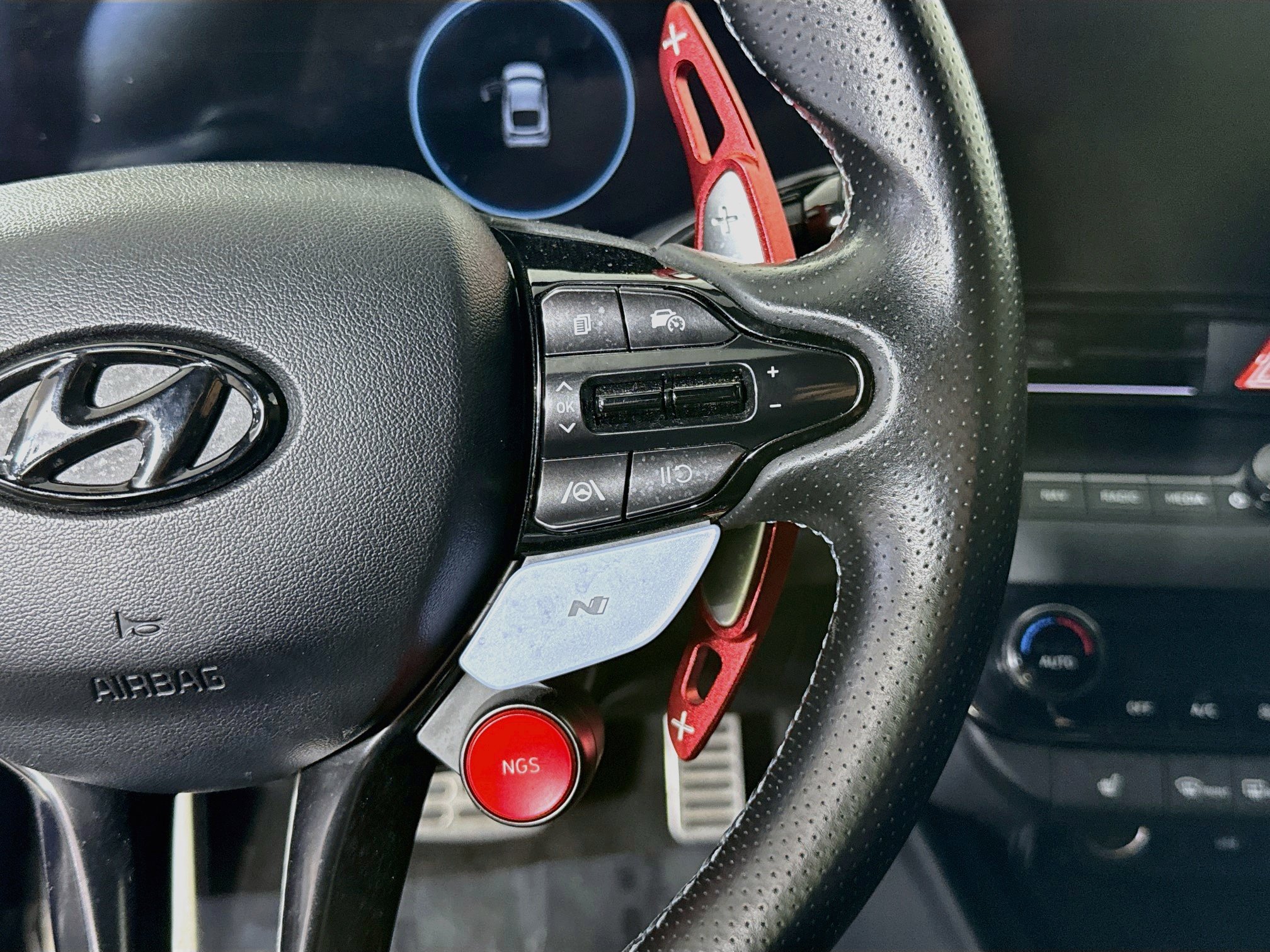 Used 2023 Hyundai Elantra N FWD image 15