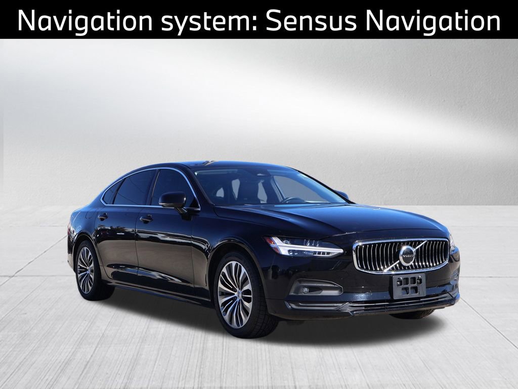 Used 2022 Volvo S90 B6 Momentum image 3