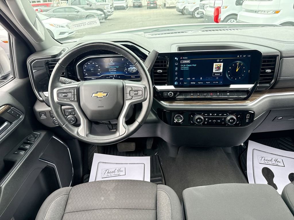 Used 2024 Chevrolet Silverado 1500 LT AWD/4WD image 14