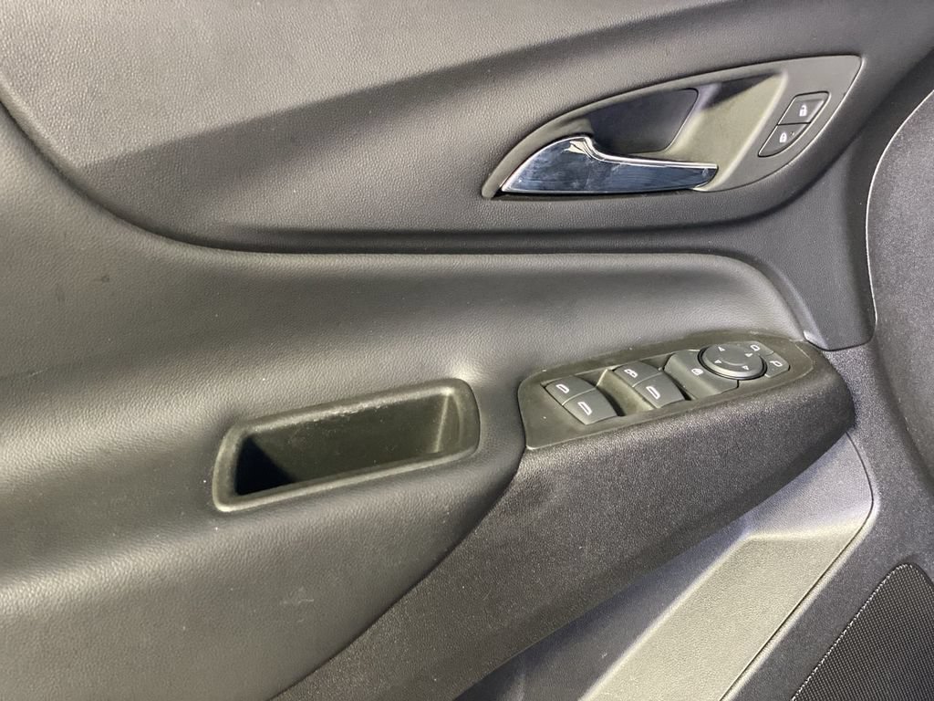 Used 2024 Chevrolet Equinox LT FWD image 29