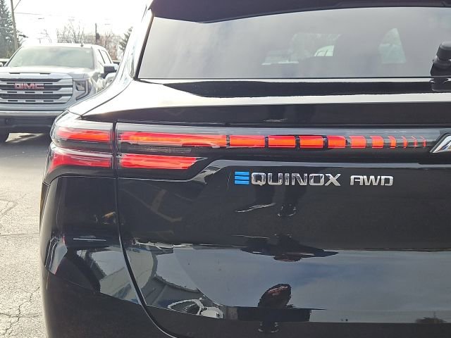 New 2026 Chevrolet Equinox EV LT AWD/4WD image 8