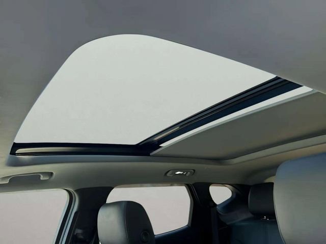 Used 2021 Chevrolet Blazer LT image 6