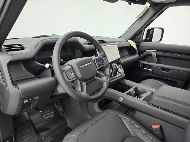New 2026 Land Rover Defender 110 X-Dynamic SE AWD/4WD image 28