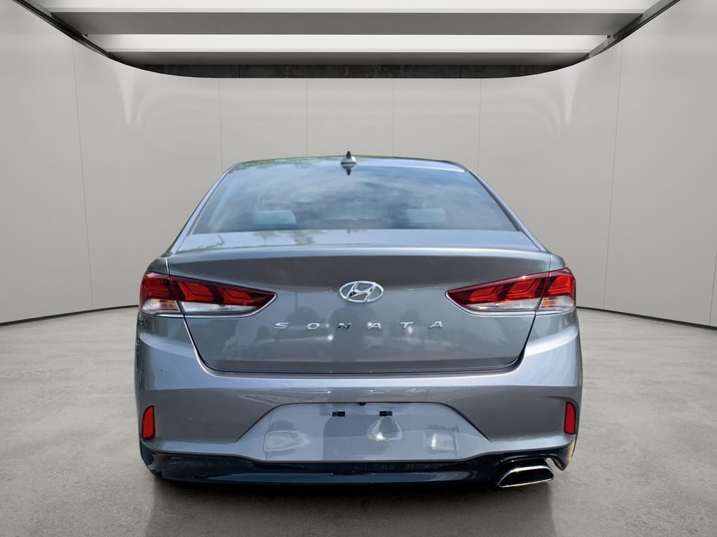 Used 2018 Hyundai Sonata SE FWD image 4