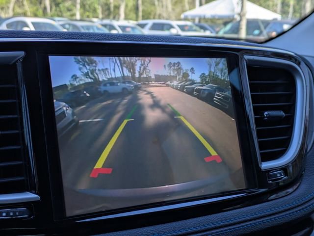 Used 2021 Chrysler Pacifica Touring-L w/ Uconnect Theater Family Group image 22