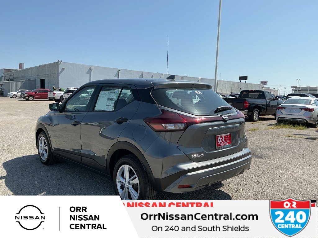 New 2025 Nissan Kicks Play S image 7