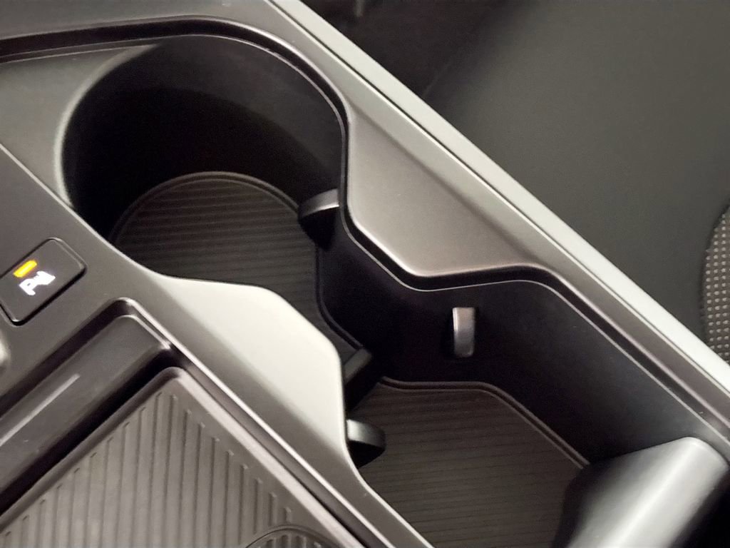 New 2025 Kia EV6 Light w/ Light LR Technology Package image 16