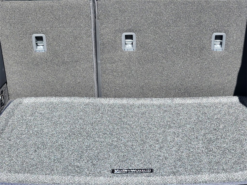 New 2026 Volkswagen Tiguan SE image 32