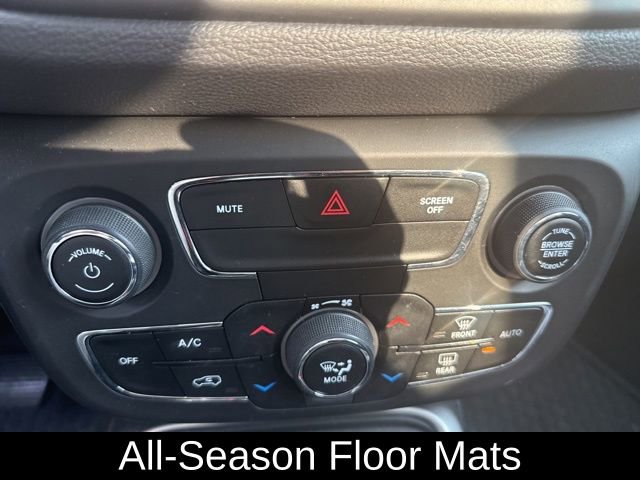 Used 2018 Jeep Compass Latitude w/ Popular Equipment Group image 19