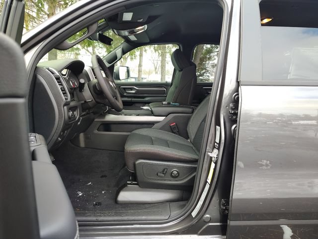 New 2026 RAM 1500 Big Horn w/ Night Edition AWD/4WD image 7