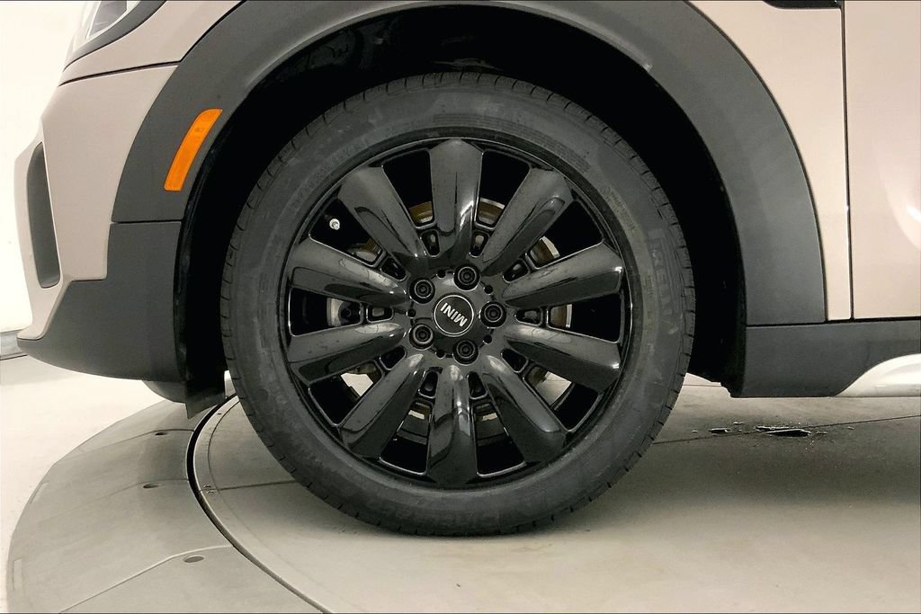 Certified 2024 MINI Cooper Countryman S w/ Premium Package FWD image 8
