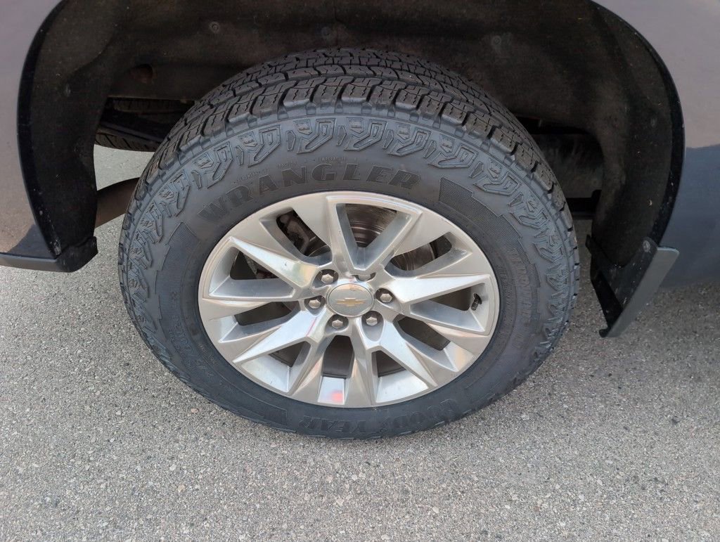 Used 2021 Chevrolet Silverado 1500 LTZ w/ Safety Package II image 9