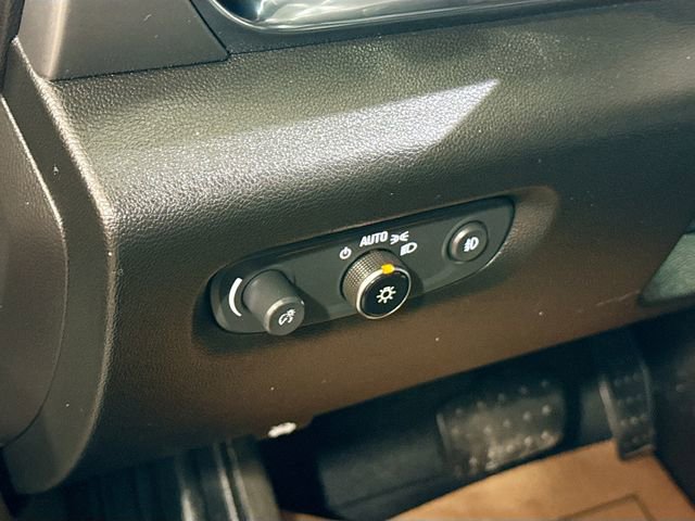 Used 2019 Chevrolet Traverse RS w/ LPO, Floor Liner Package image 11