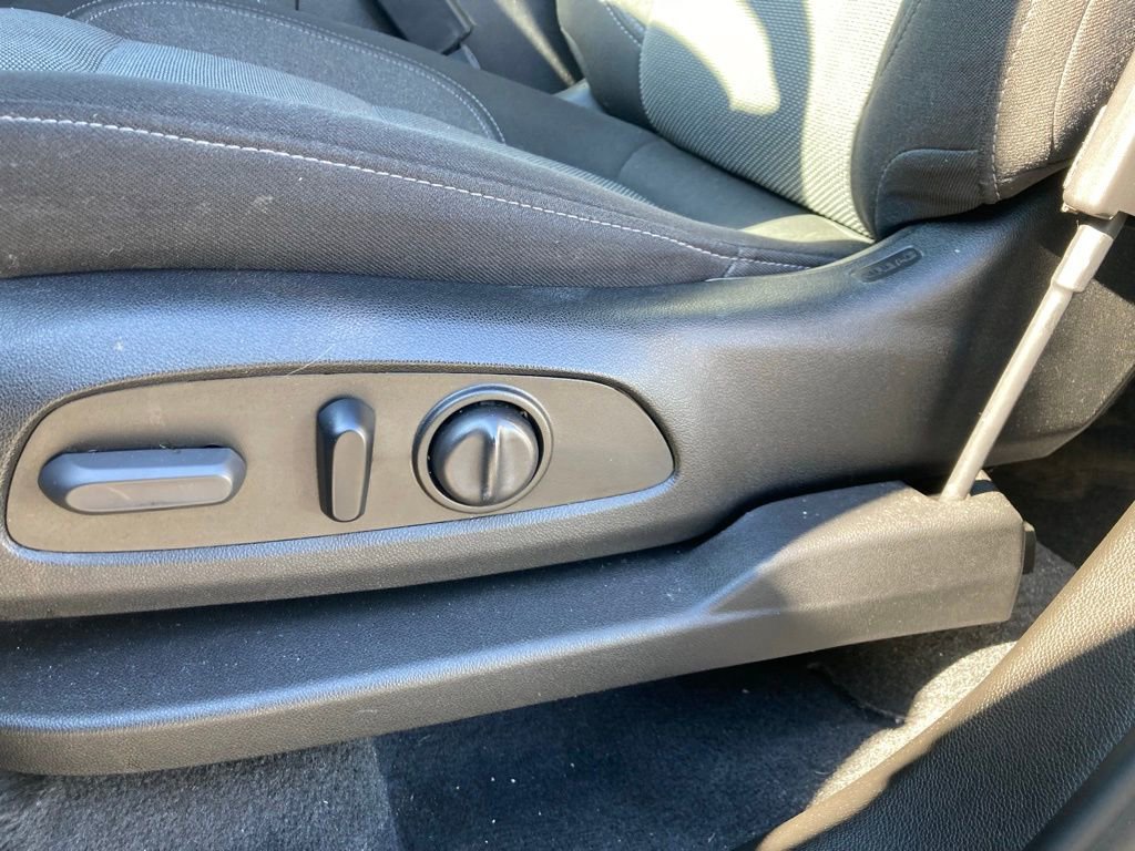 Used 2023 Chevrolet Traverse LT AWD/4WD image 10