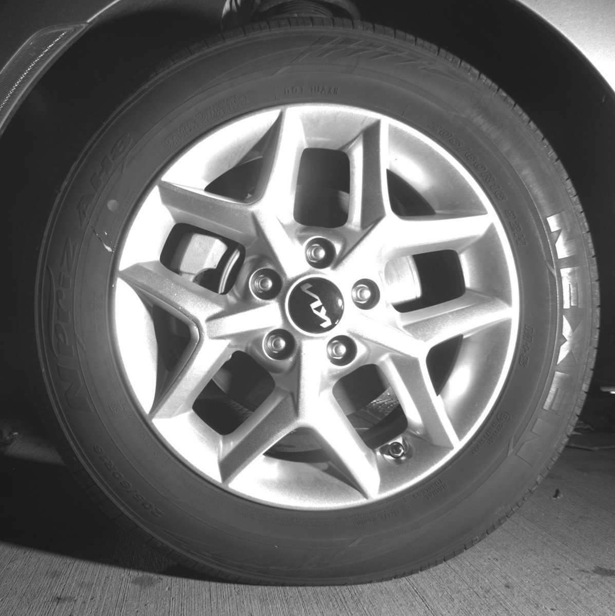 Used 2025 Kia Soul LX w/ LX Technology Package FWD image 12