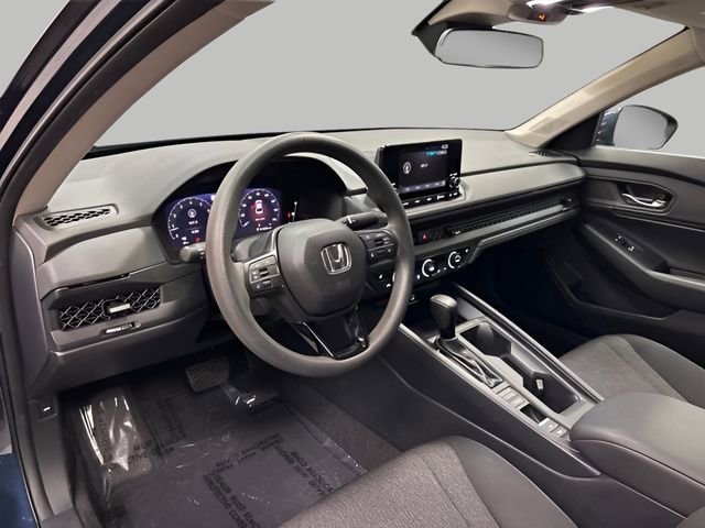 Used 2023 Honda Accord EX image 17