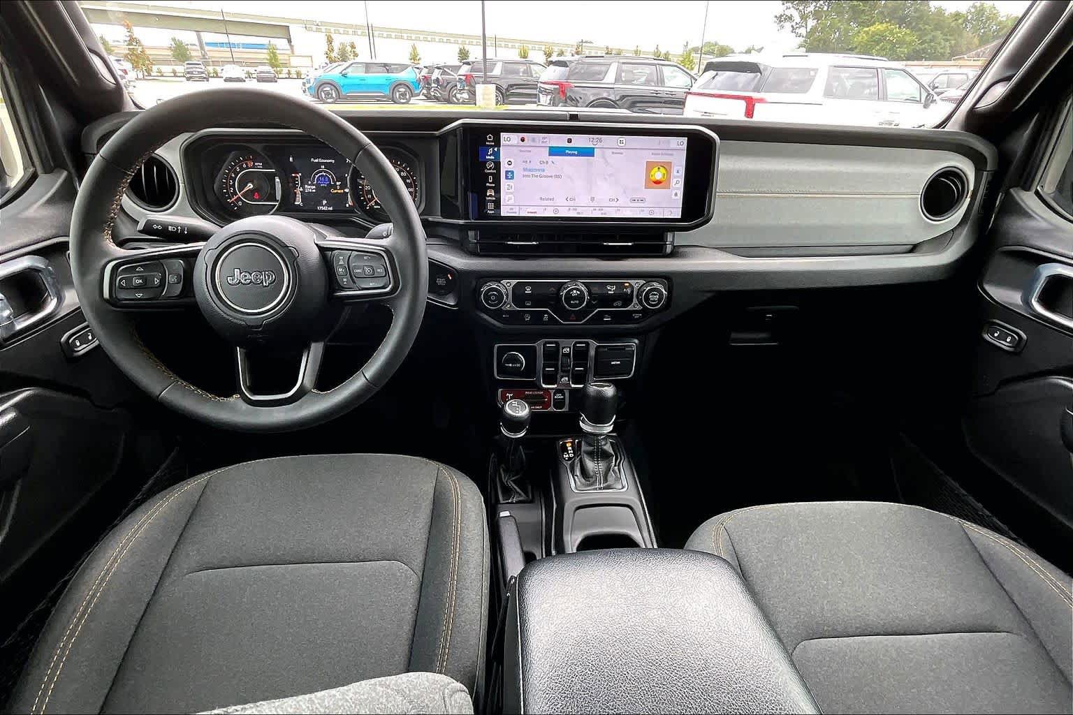 Used 2024 Jeep Gladiator Sport AWD/4WD image 15
