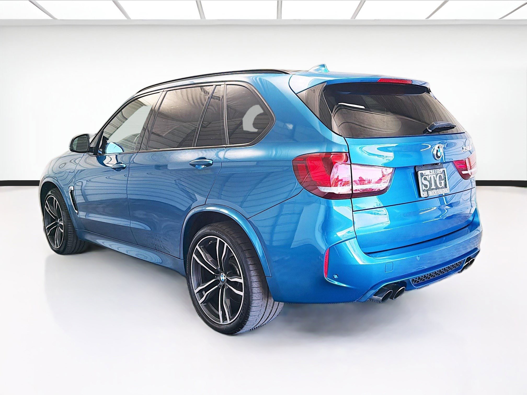 Used 2016 BMW X5 M image 6