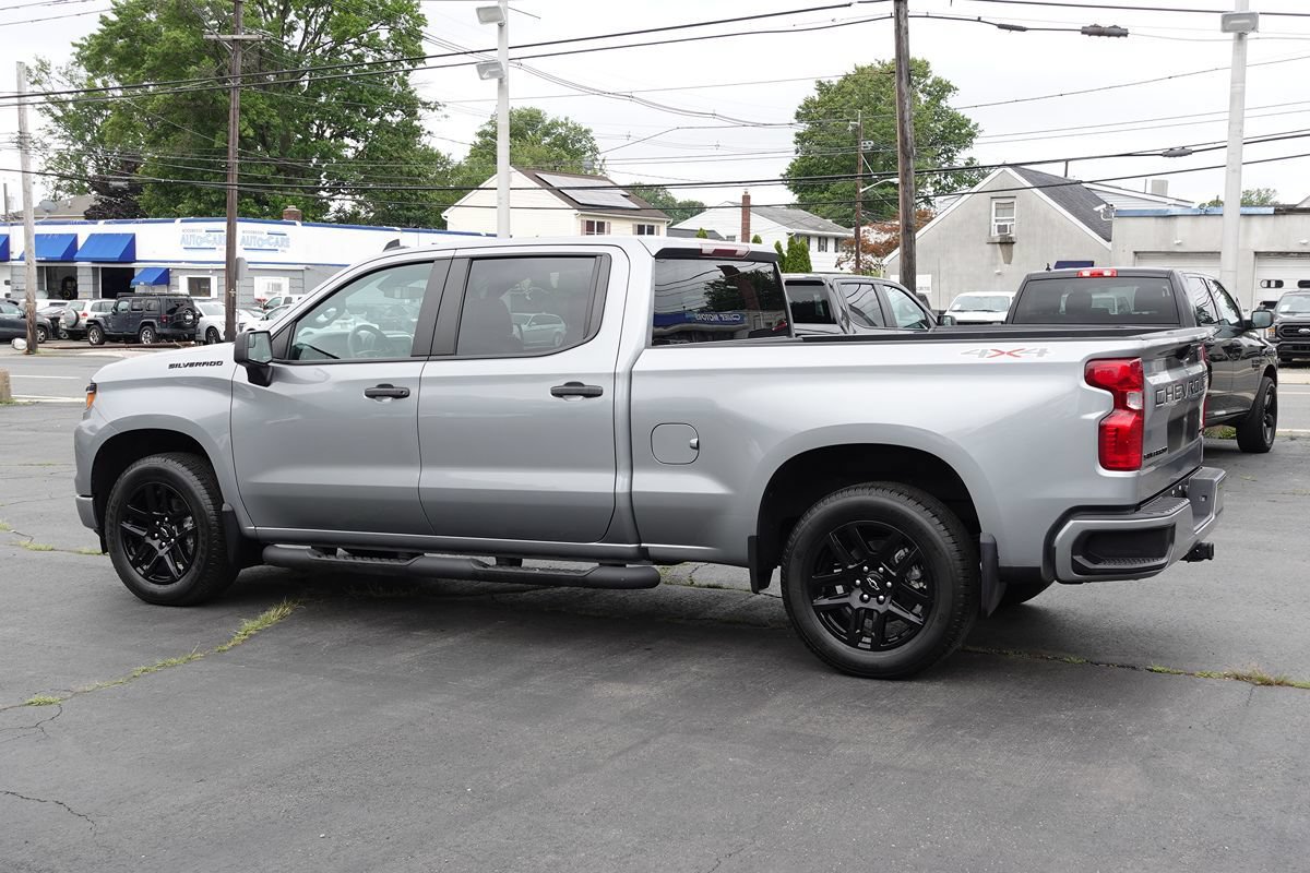 Used 2024 Chevrolet Silverado 1500 Custom w/ Rally Edition AWD/4WD image 2