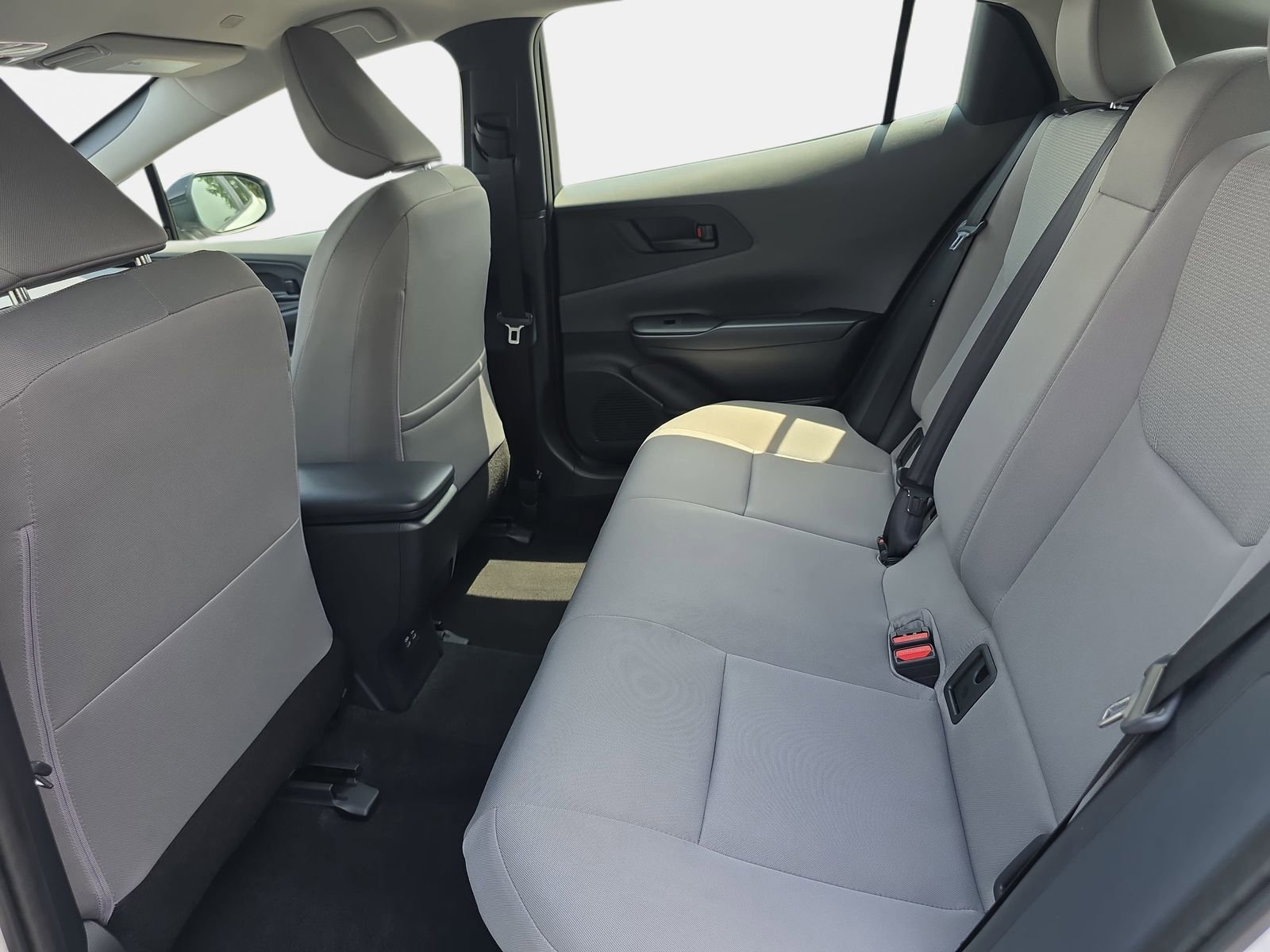 Used 2026 Toyota Prius LE FWD image 13