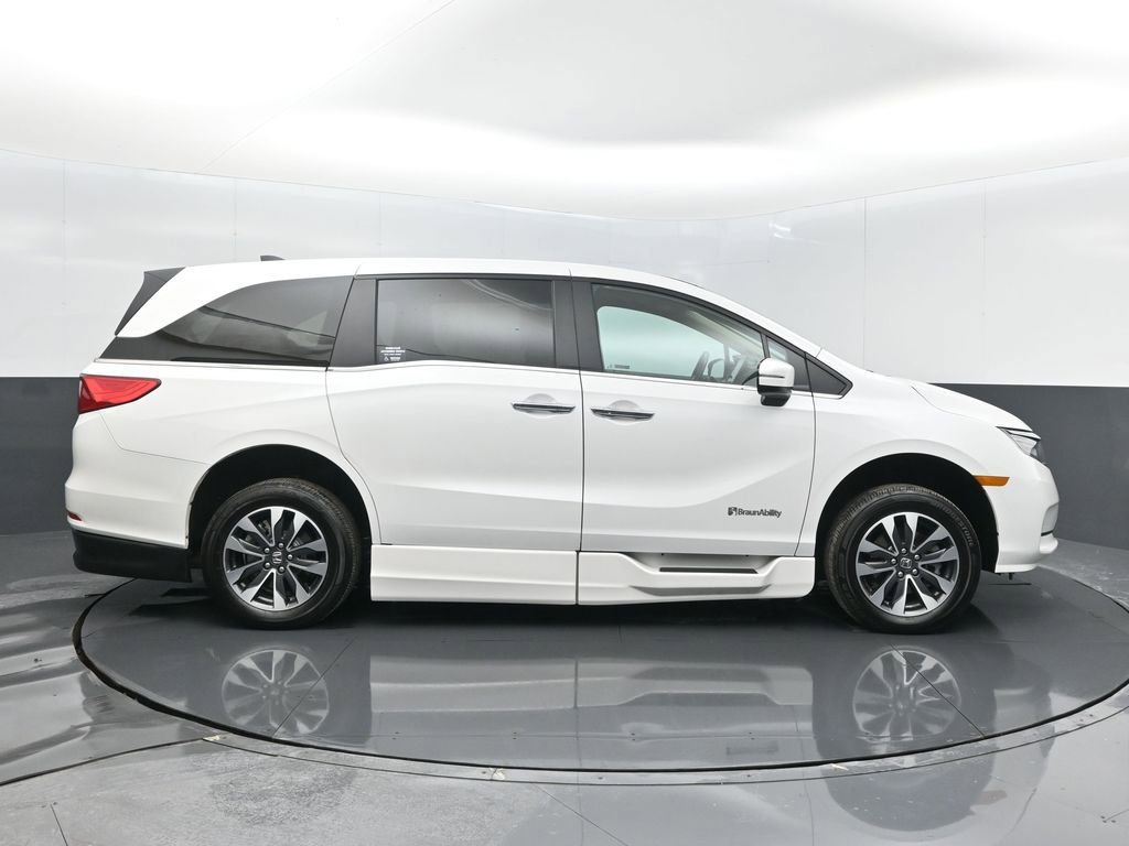 Used 2024 Honda Odyssey EX-L image 25