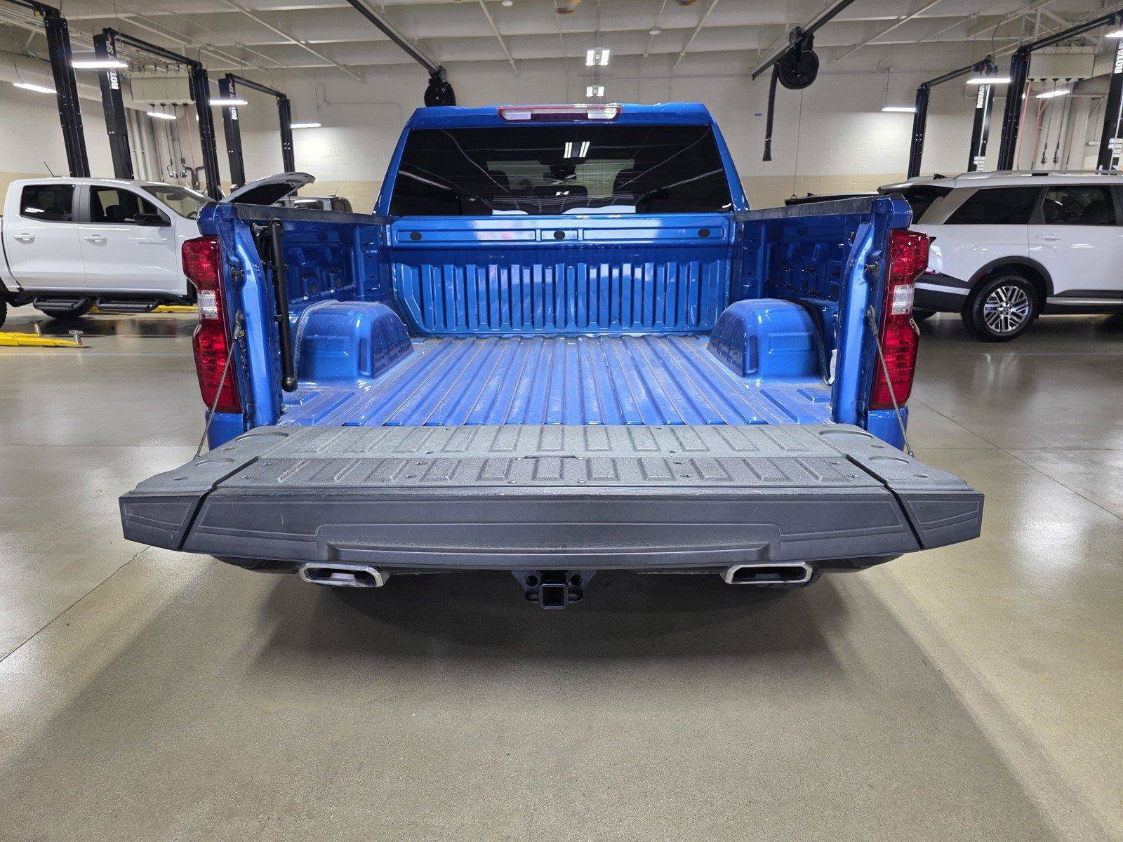 Used 2024 Chevrolet Silverado 1500 Custom Trail Boss w/ LPO, Dark Essentials Package AWD/4WD image 14