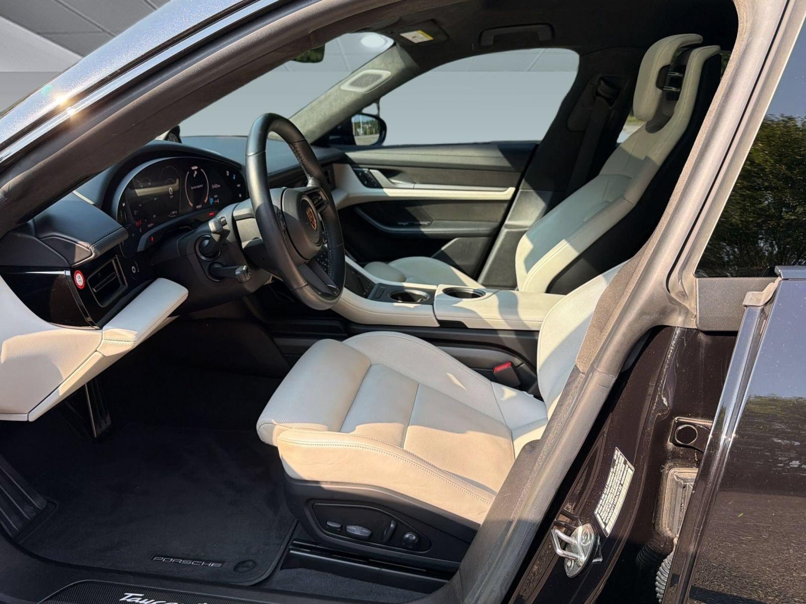 Used 2022 Porsche Taycan Turbo AWD/4WD image 5