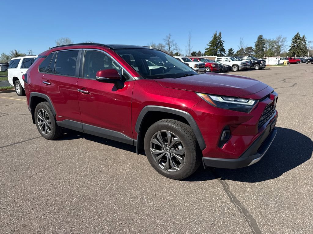 Used 2023 Toyota RAV4 Limited AWD/4WD image 4
