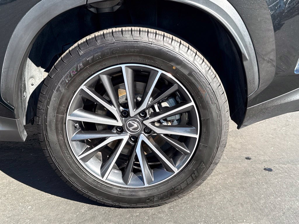 Used 2022 Lexus NX 350h AWD image 16