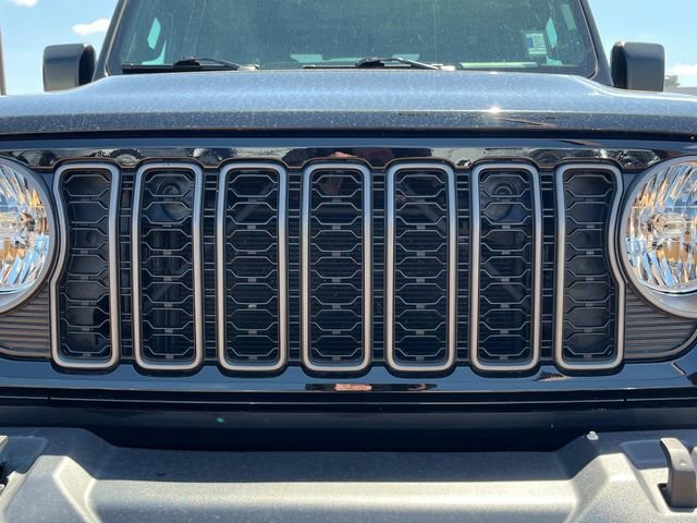Used 2024 Jeep Gladiator Sport AWD/4WD image 9