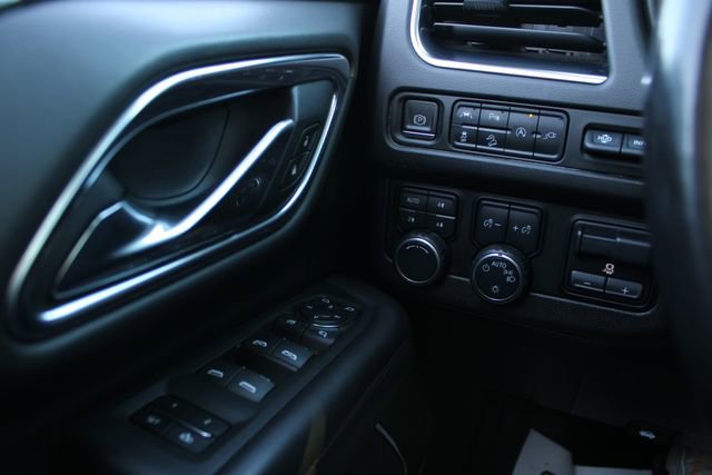 Used 2021 Chevrolet Tahoe High Country w/ Premium Package image 16