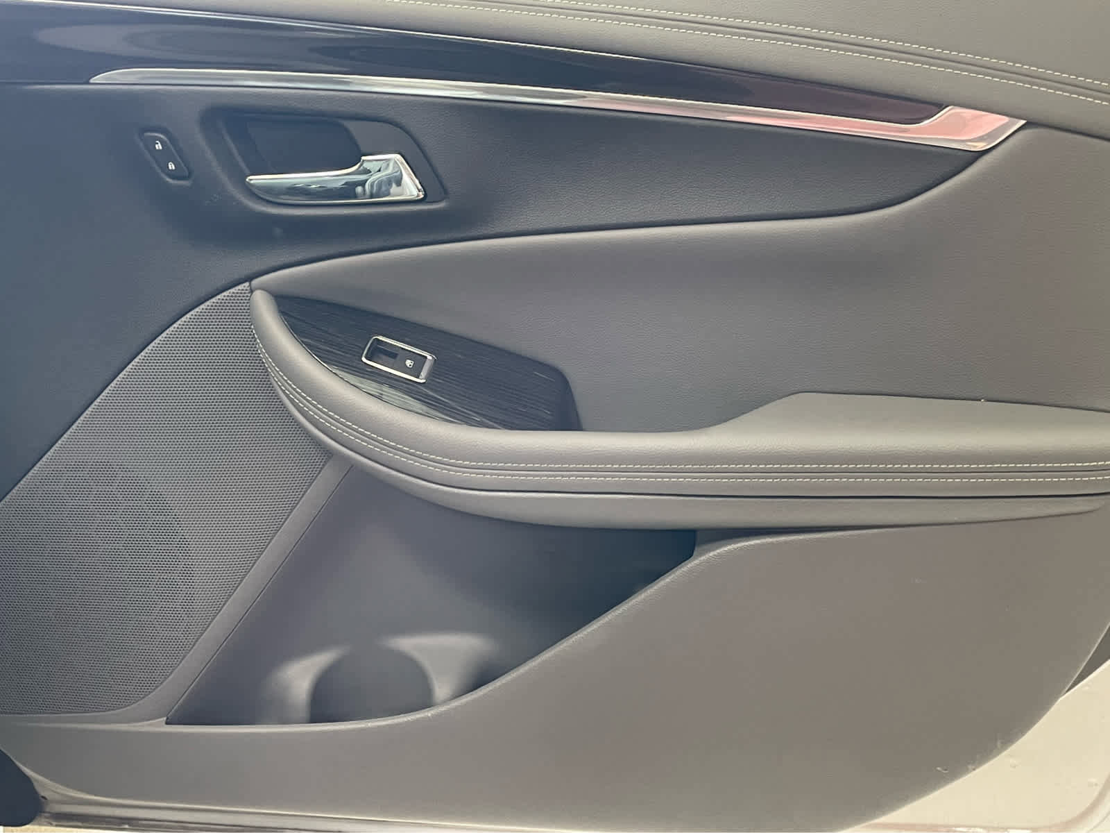 Used 2018 Chevrolet Impala LT w/ LT Convenience Package FWD image 38